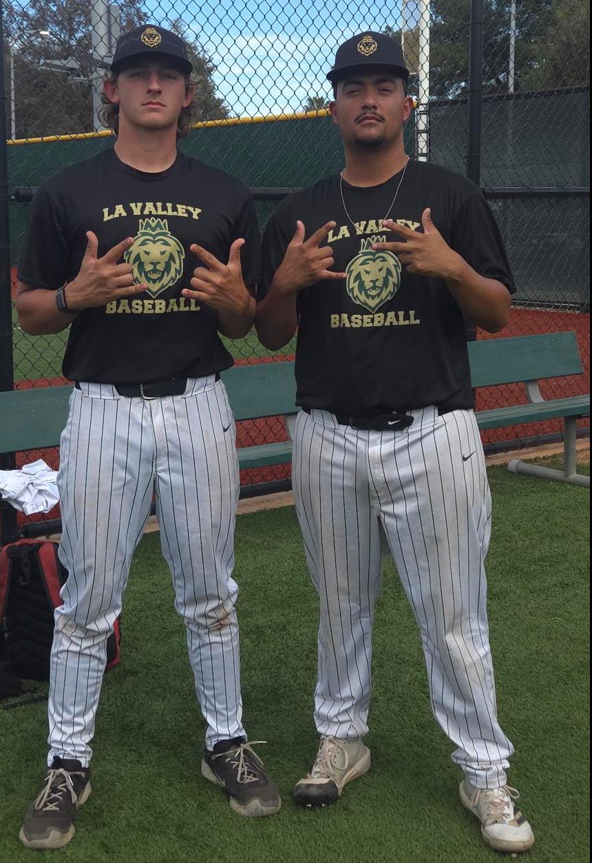 Monarch Baseball Players